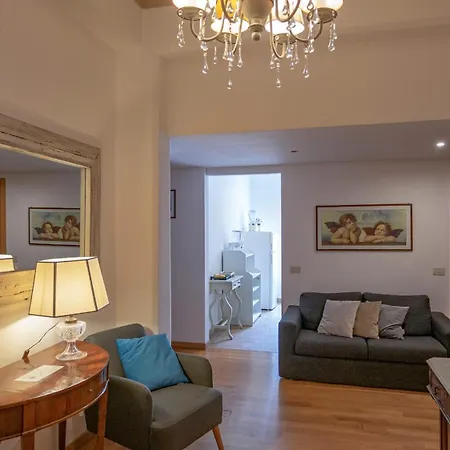 Πανσιόν Le Di Tevere 4*